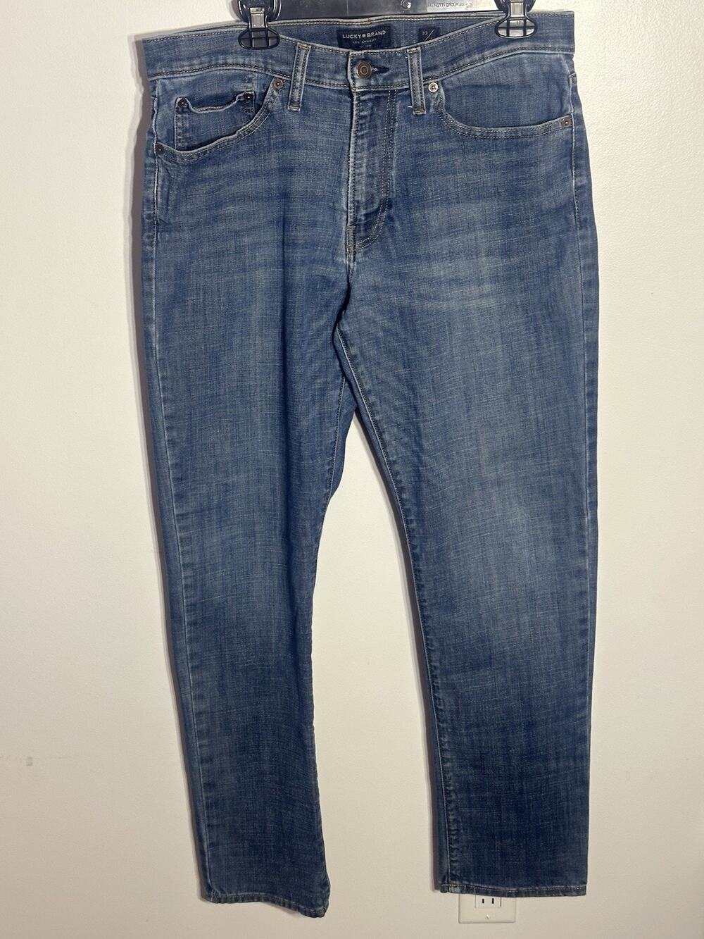 Lucky Brand 121 Slim Straight Jeans Medium Wash Mens 33x32 Blue Denim #7MP10326